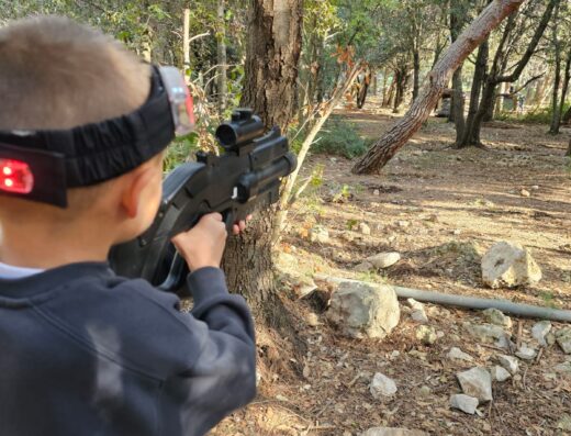 ANNIVERSAIRE SESSION LASER TAG – TOURRETTE LEVENS